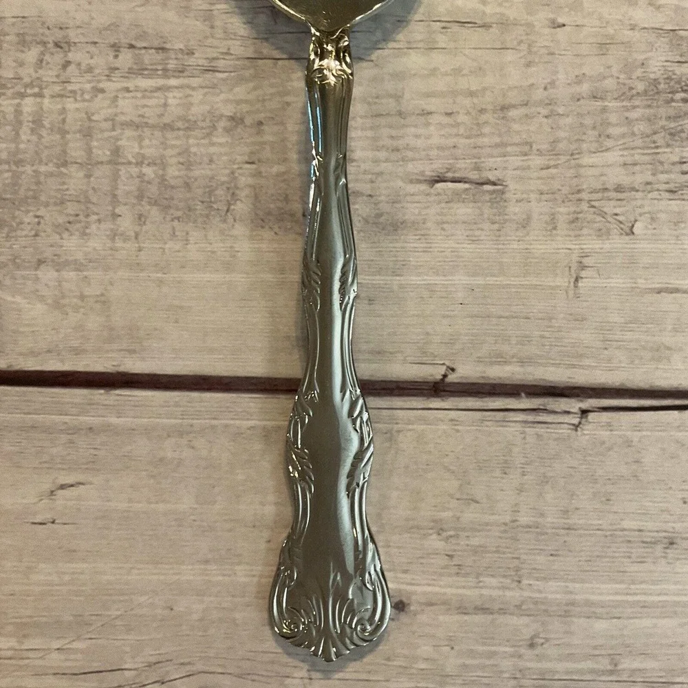 Reed & Barton Select VICTORIA Stainless Flatware Serving Spoon Tablespoon
